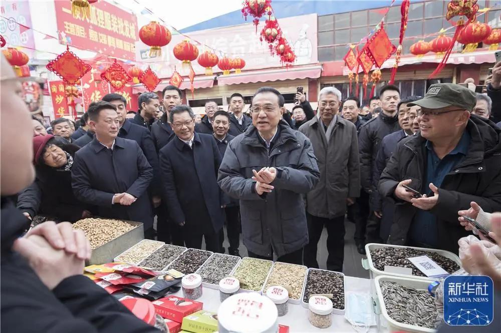 李克强在甘肃考察时强调 保障基本民生 办好民生实事 在发展中提高各族群众生活水平