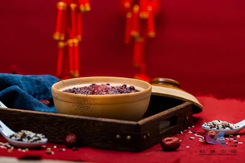 今日腊八丨腊八蒜变绿，真不是变质了？