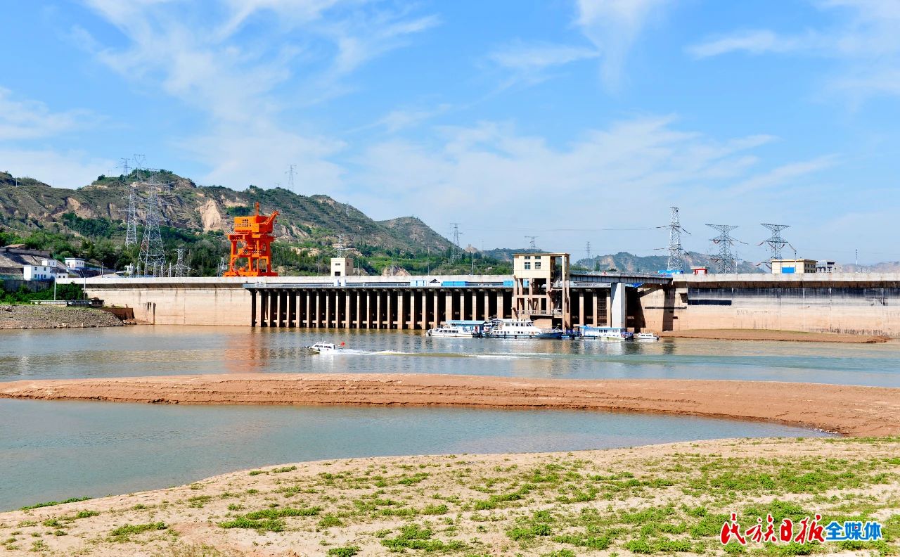 刘家峡水电厂降水位腾库容 确保黄河流域安全度汛